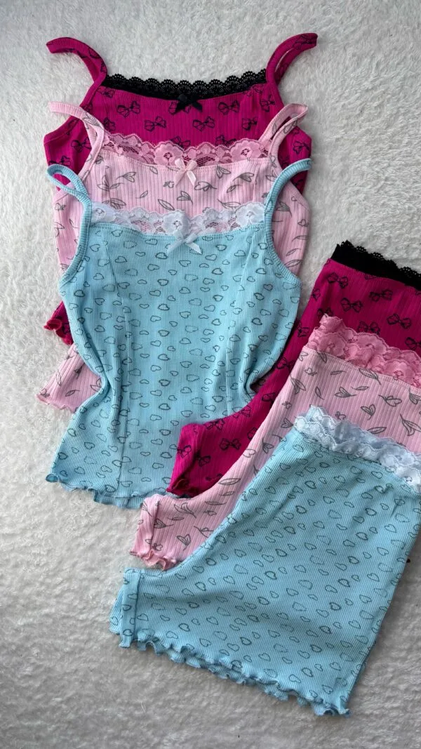 ست تاپ و شورتک گلدار